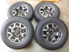 Suzuki genuine Jimny Nomad genuine aluminum wheels + BRIDGESTONE
DUELER
H / L