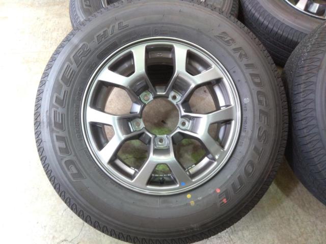 スズキ純正ジムニーノマド純正アルミホイール+BRIDGESTONE DUELER H/L