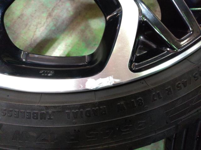 Suzuki genuine ZC33S Swift Sport original wheels + Continental
ContiSport
Contact5