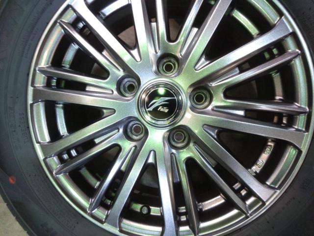 weds
fang
Spoke wheels + KENDA
KR 203