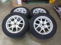 Weds wheels with brand new Japanese-made studless tires.
ILLUGA
Z1
Spoke wheels + BRIDGESTONE
BLIZZAK
VRX3