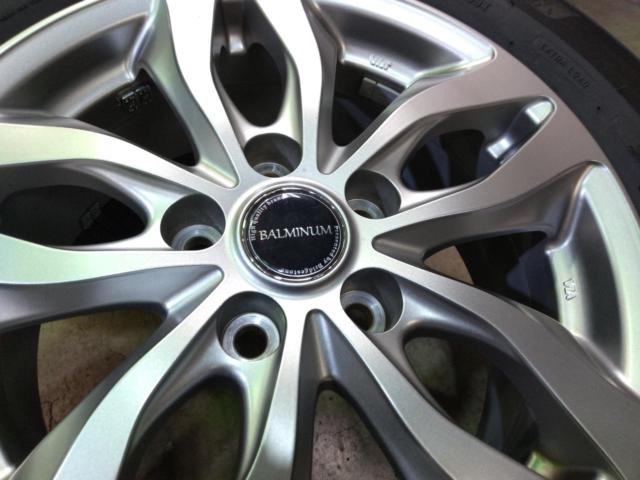 BRIDGESTONE BALMINUM
DS-M
+ MICHELIN
X-ICE
SNOW