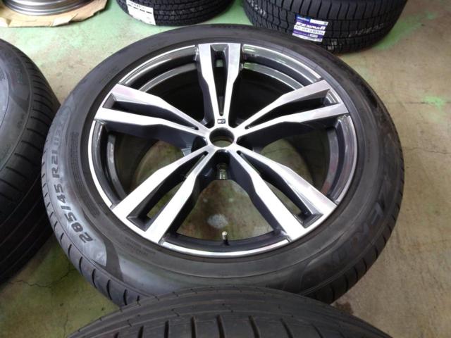 BMW X7 G07/G05 ダブルスポーク スタイリング 754M + PIRELLI P-ZERO