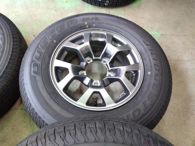 SUZUKI ジムニーノマド/シエラ純正アルミホイール + BRIDGESTONE DUELER H/L