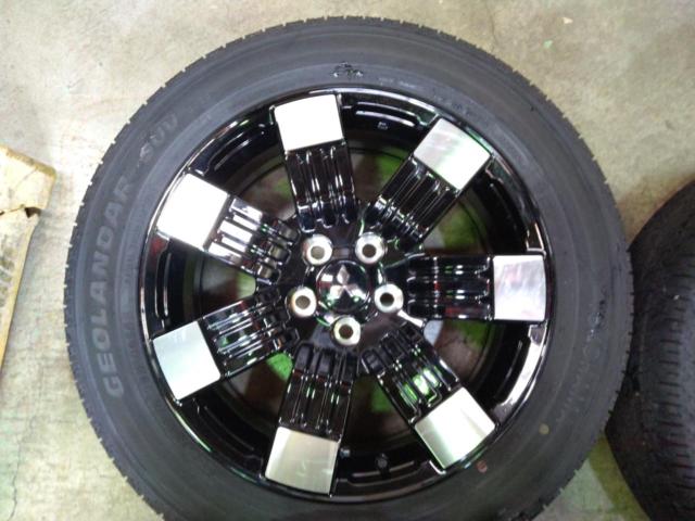 MITSUBISHI デリカD5 Pグレード純正アルミホイール+YOKOHAMA GEOLANDAR SUV G055