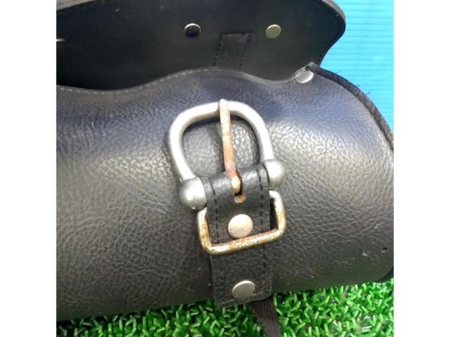 [Generic] manufacturer unknown
Leather pouch