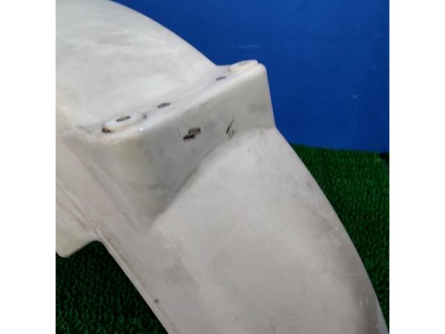 250TR Kawasaki
Original rear fender