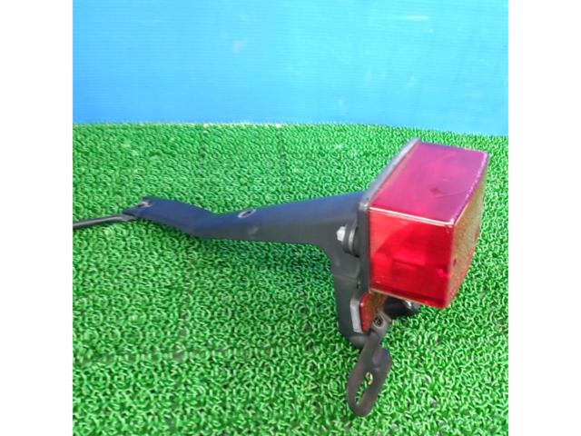 250TR Kawasaki genuine parts
250TR
Genuine taillight + license plate bracket