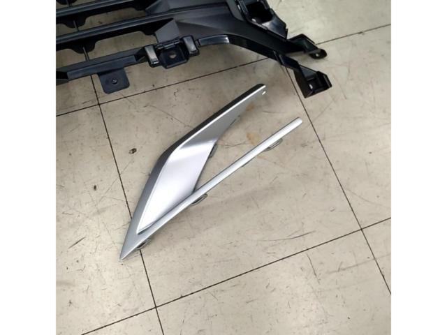 Delica D: 5 Mitsubishi genuine
Delica D: 5
Genuine front grill set