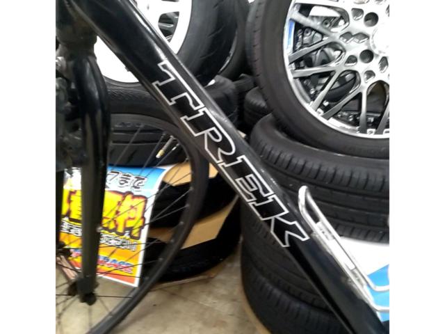ワケアリ TREK 7.3FX 700x32C