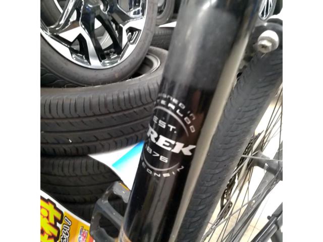 ワケアリ TREK 7.3FX 700x32C