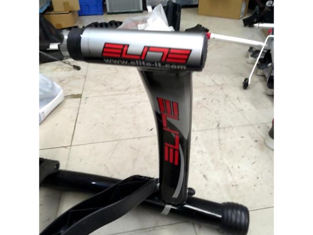 【サイクルズ】elite  CRONO FLUID ELASTOGEL サイクルトレーナー