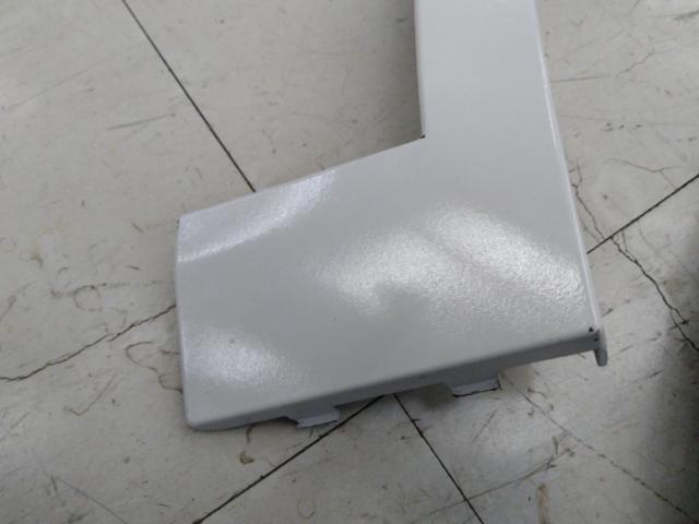 【F48/X1】メーカー不明 フェンダーアーチ