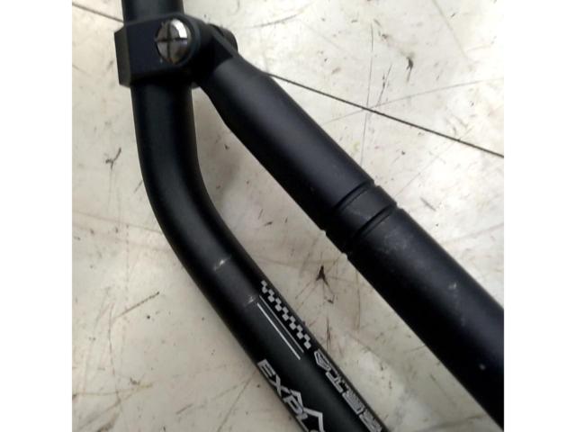 【汎用/Φ22.2】ZETA RACING(ジータ) EXPLORER ハンドルバー ブレース付き【775mm】