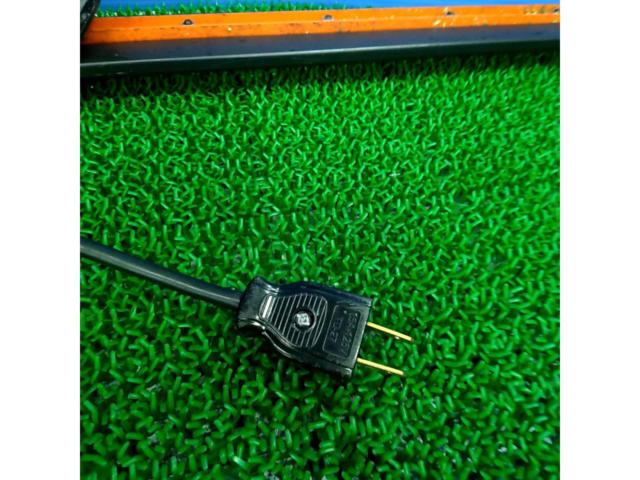 【ツールズ】BLACK+DECKER コード式コンパクトヘッドトリマー BEHT100