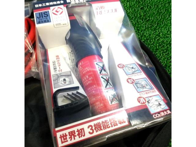 【ツールズ】メーカー不明 車載工具セット