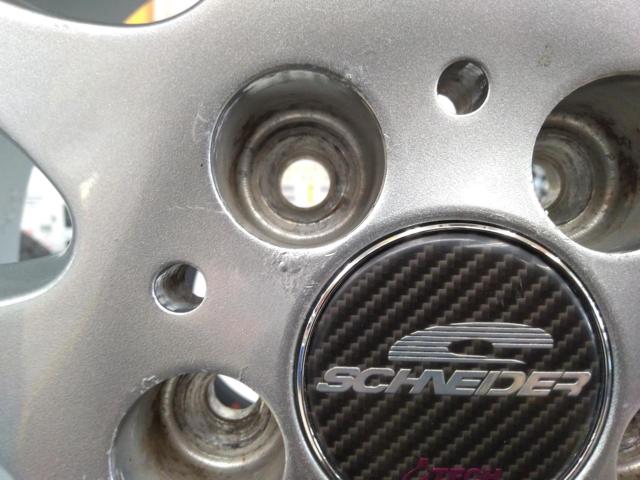 A-TECH SCHNEIDER RS-5 + BRIDGESTONE BLIZZAK VRX2