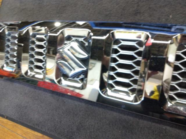 Revier/REIZ フロントグリル【ジムニー/JB64W】