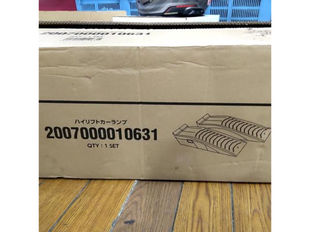 ASTRO PRODUCTS ハイリフトプラスチックカーランプ