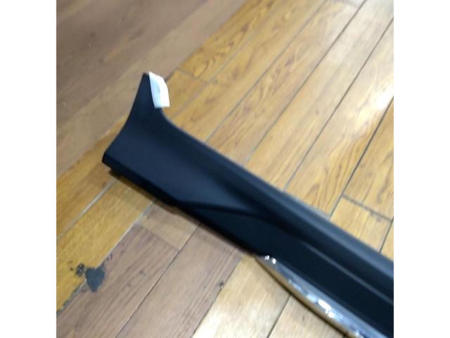 MODELLISTA サイドスカート 右側のみ【20クラウン】