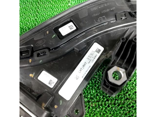 BMW X7/G07純正ヘッドライト 左右セット