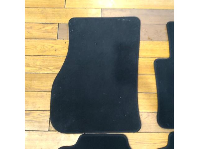 BMW
MINI
Floor Mats Crossover
Third Generation/F60
