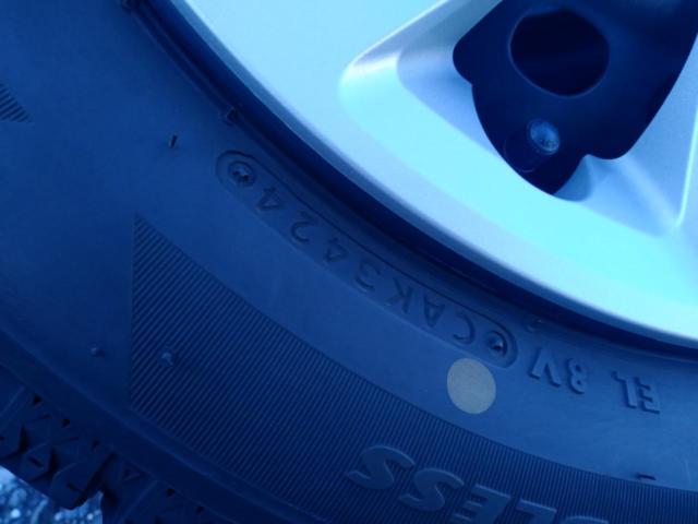 HONDA
N-BOX Genuine Steel Wheel + BRIDGESTONE
BLIZZAK
VRX2