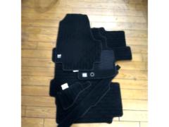 Honda genuine
Floor mat N-BOX
JF3 / JF4