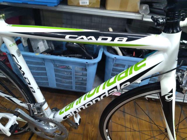 CANNONDALE(キャノンデール) CAAD8 2014モデル 2×10S 外装20段変速 ロードバイク