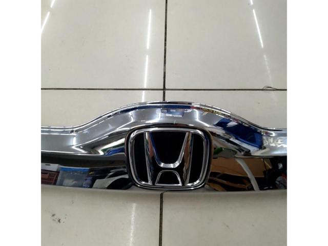 HONDA 純正リアガーニッシュ【フィット/GP5/前期/平成28年4月車】