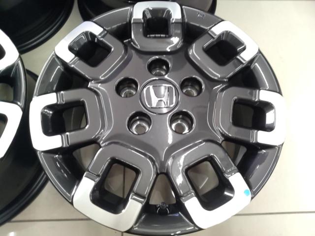 HONDA
GT series Freed Crosstar
Original wheel