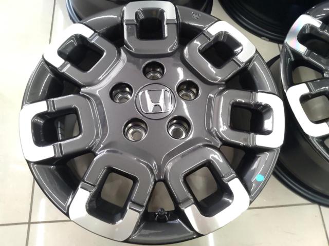 HONDA
GT series Freed Crosstar
Original wheel