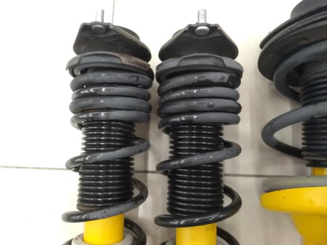 SUBARU
Genuine BILSTEIN suspension kit for WRX
S4/VAG/June 2017 car