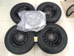 TOYOTA 200系ハイエース 純正スチールホイール + KENDA ICETEC VAN’Z WR01 【☆新品スタッドレスタイヤ付き☆】