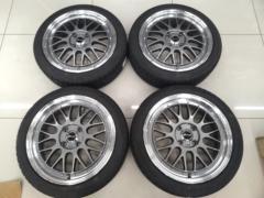 STEALTH Racing ME02 + KENDA KR203