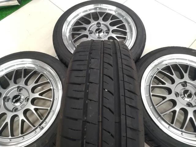 STEALTH Racing ME02 + KENDA KR203