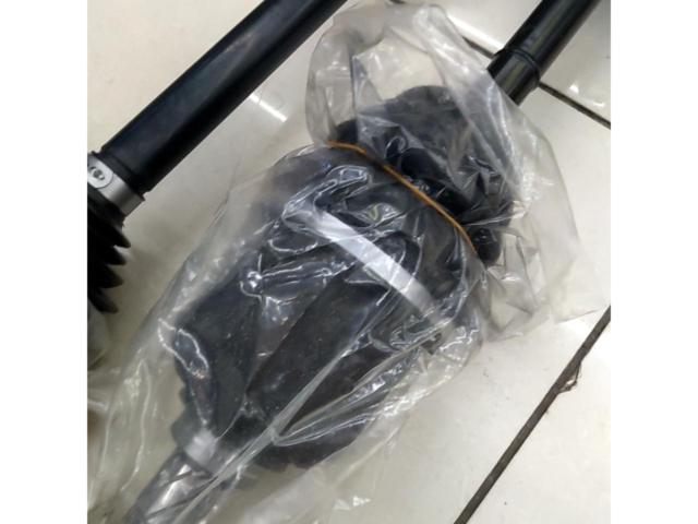 NISSAN genuine
Drive shaft