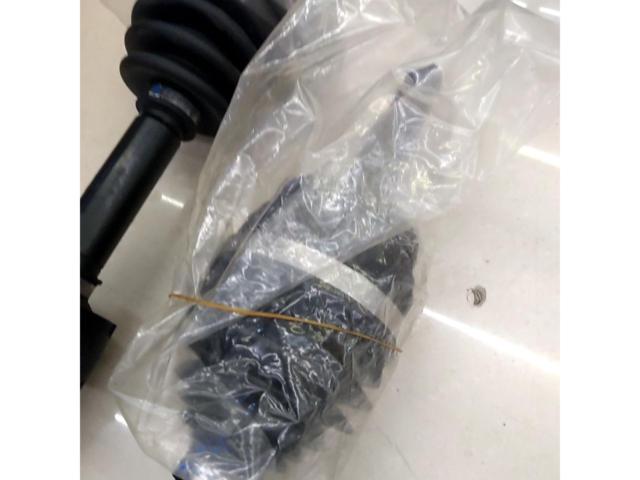 NISSAN genuine
Drive shaft