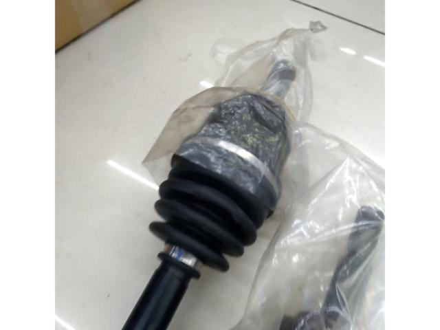 NISSAN genuine
Drive shaft