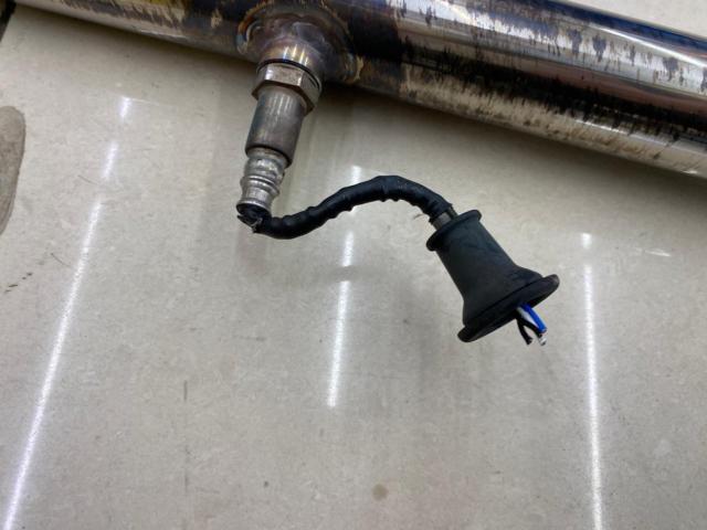 18 Series/Crown (Manufacturer Unknown)
One-off straight muffler