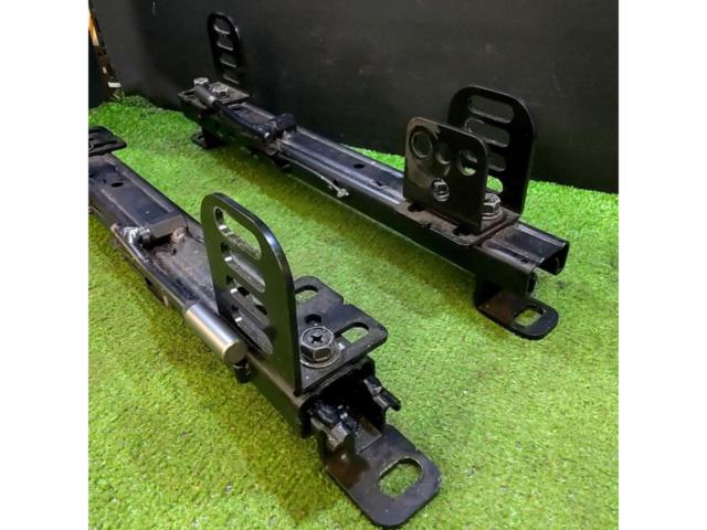 Alto/HA36S Kawai Manufacturing Co., Ltd.
Super Low seat rail
Driver side