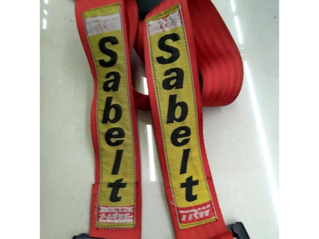 sabelt 4点式シートベルト