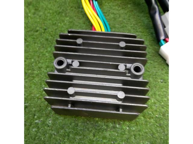 【スティード600/PC21】メーカー不明レギュレーター