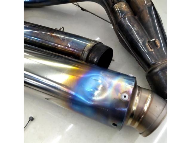 写真撮り直し【ゼファー1100/ZRT10A?】 メーカー不明 チタンフルエキゾーストマフラー