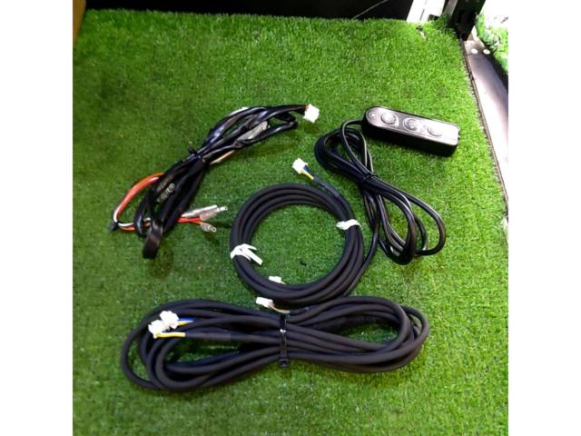 D'efi
ADVANCE
A1
4-gauge cluster + Link control unit
Set