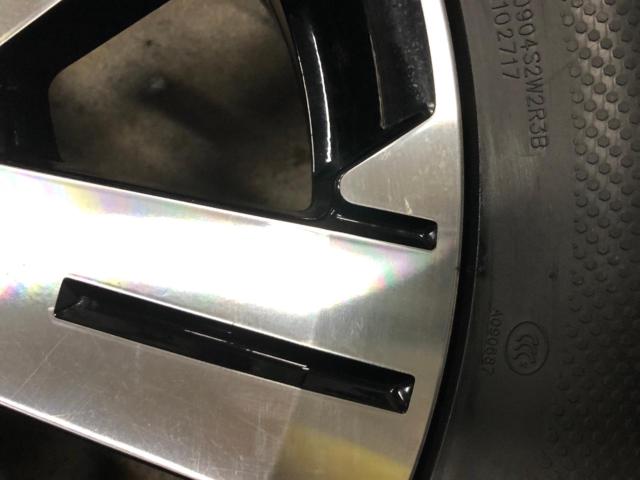 MITSUBISHI デリカD:5後期純正ホイール  + KENDA KR36
