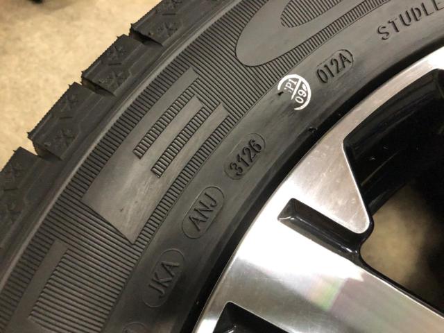 MITSUBISHI デリカD:5後期純正ホイール  + KENDA KR36