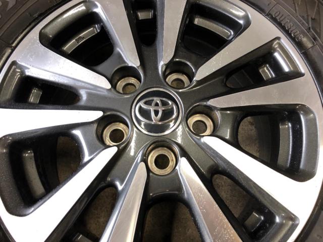 TOYOTA純正 エスクァイア純正ホイール + TOYO Winter TRANPATH TX