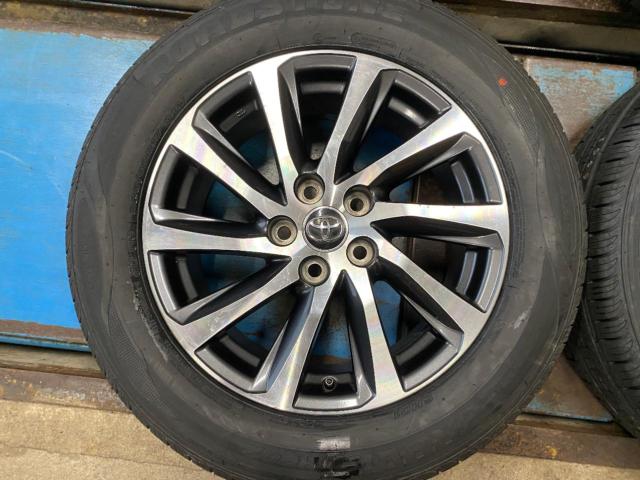 トヨタ 30系アルファード・ヴェルファイア前期純正アルミホイール + ROADSTONE Eurovis HP02 225/60R17
