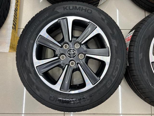 TOYOTA 80系ノア・ヴォクシー後期純正ホイール + KUMHO ECSTA HS52
